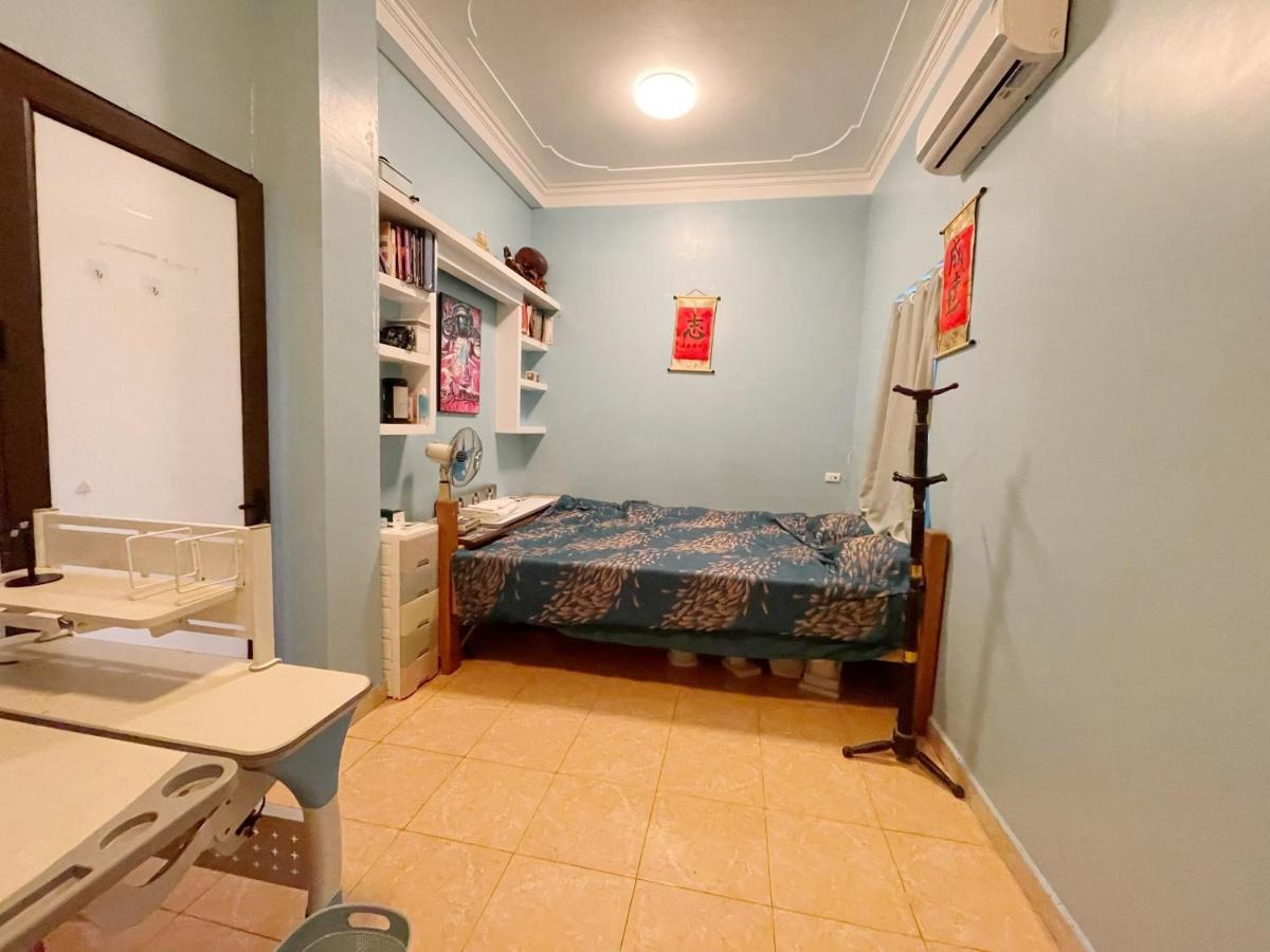 Lee Homestay Hanoi Buitenkant foto