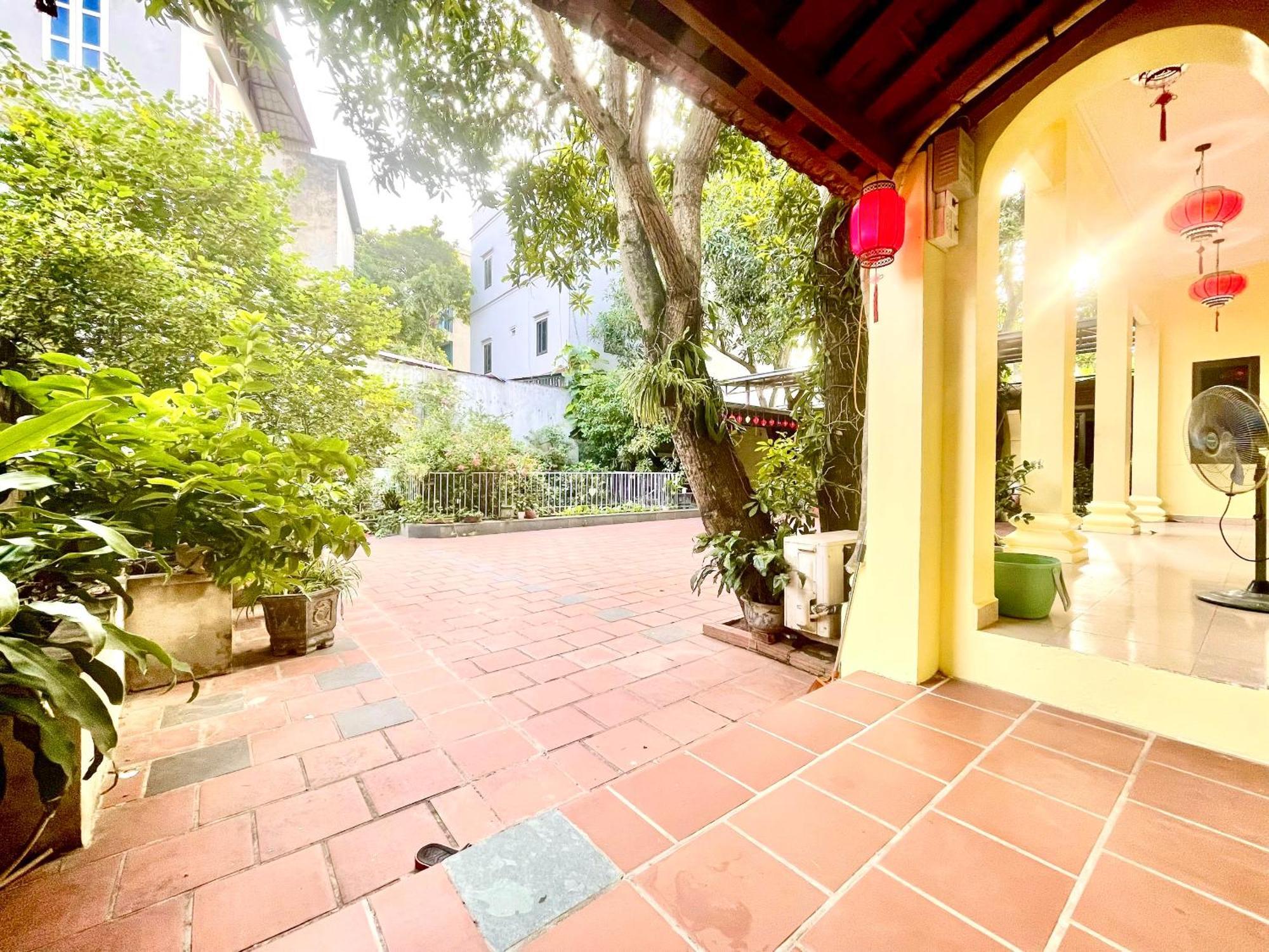 Lee Homestay Hanoi Buitenkant foto