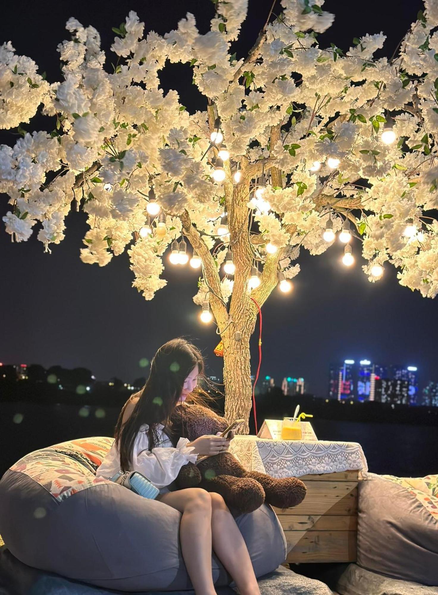 Lee Homestay Hanoi Buitenkant foto