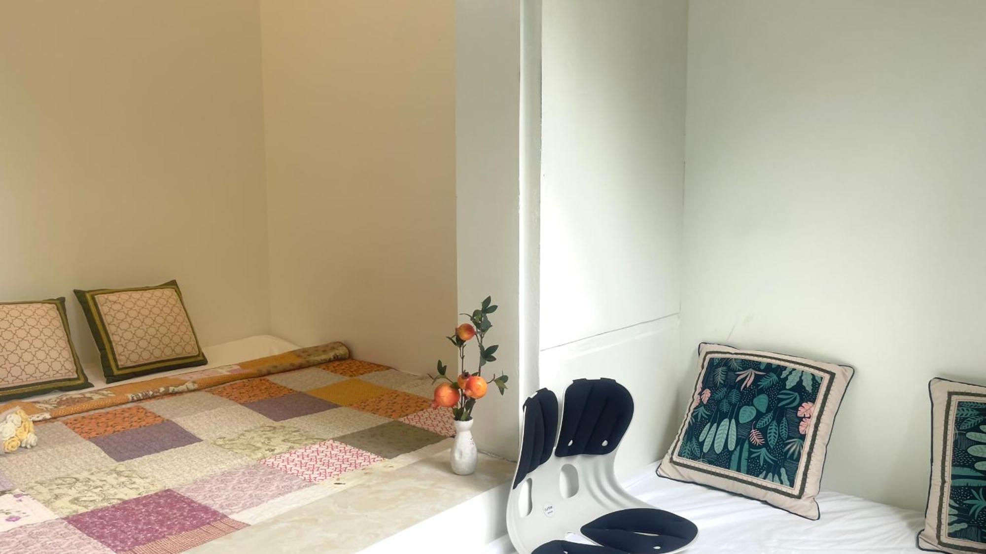 Lee Homestay Hanoi Buitenkant foto