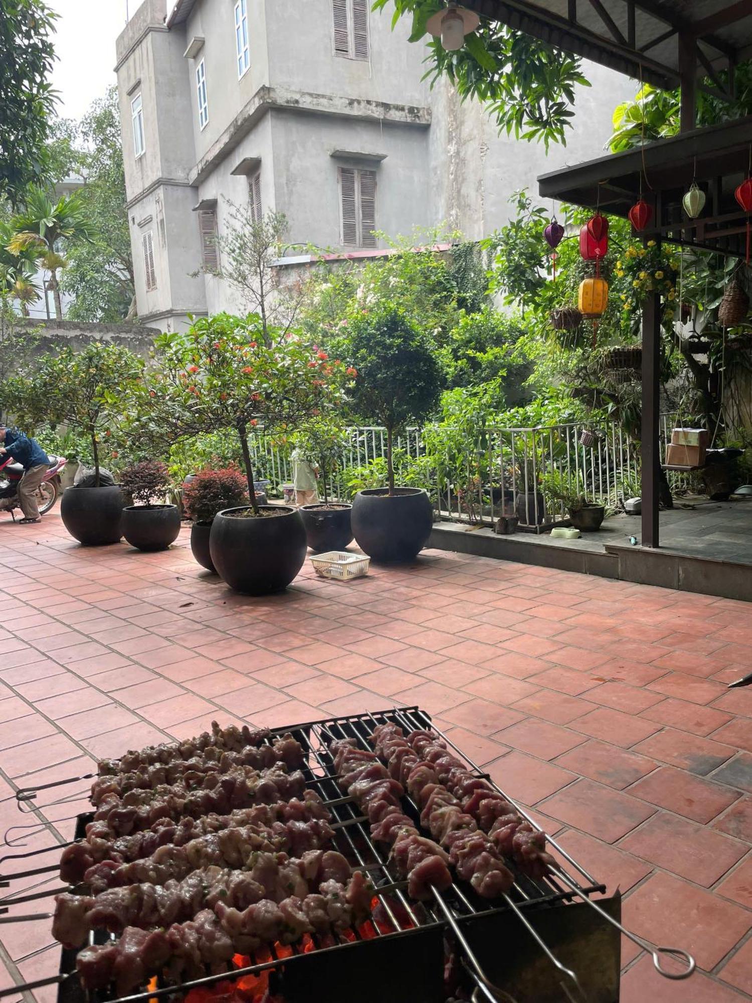 Lee Homestay Hanoi Buitenkant foto
