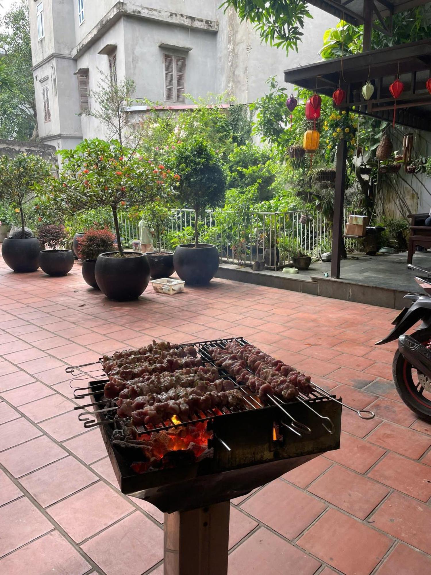 Lee Homestay Hanoi Buitenkant foto